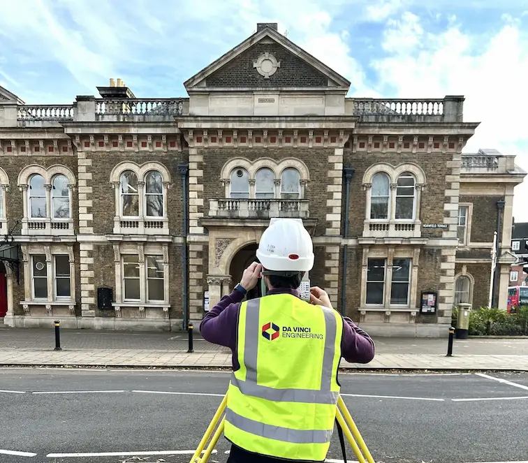 Da Vinci Engineering surveyor on site in London